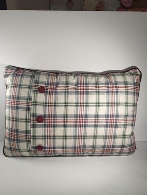 Longaberger Throw Pillow In Market Plaid Fabric Traditional Red Buttons & Trim